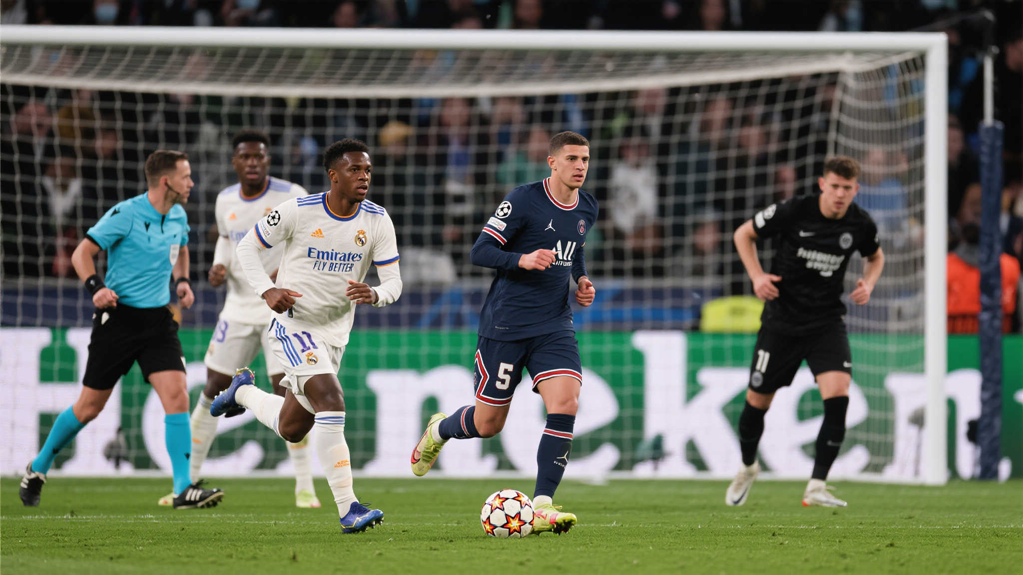 0-1!欧冠冠军爆冷出局,震撼全场! 0-1!欧冠冠军爆冷出局,震撼全场!